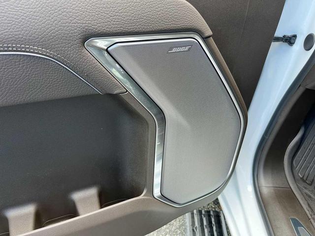 Photo of 2025 Summit White GMC Sierra 2500