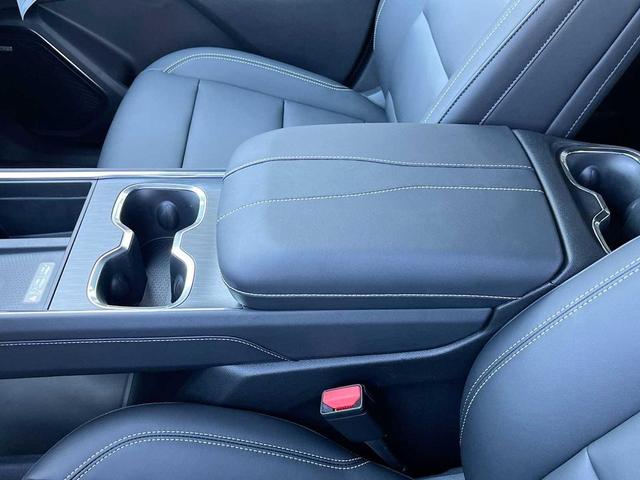 Photo of 2025 Ebony Twilight Metallic GMC Acadia