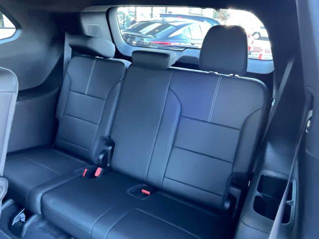 Photo of 2025 Ebony Twilight Metallic GMC Acadia