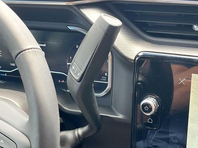 Photo of 2025 Summit White GMC Sierra 3500