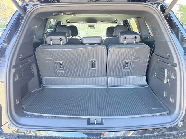 Photo of 2025 Ebony Twilight Metallic Buick Enclave