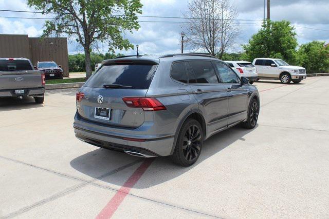 Photo of 2021 Platinum Gray Metallic Volkswagen Tiguan