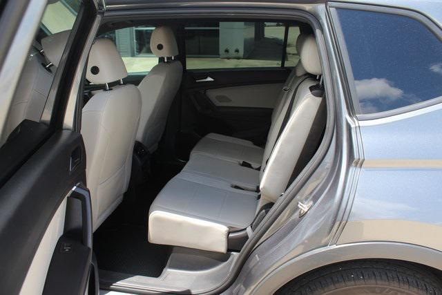 Photo of 2021 Platinum Gray Metallic Volkswagen Tiguan