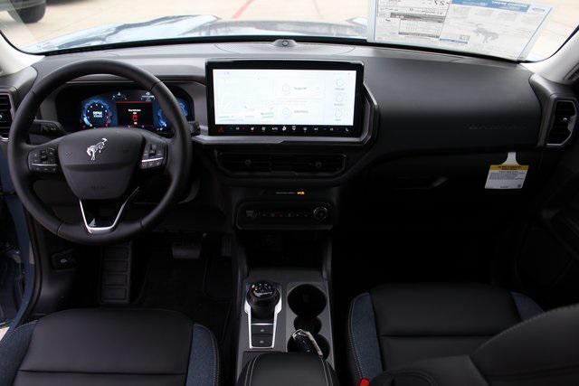 Photo of 2025 Azure Gray Metallic Tri-Coat Ford Bronco Sport