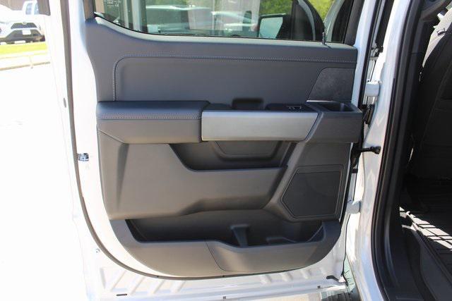 Photo of 2025 Space White Metallic Ford F-150