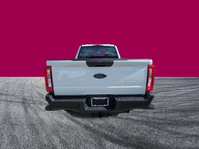 Photo of 2026 Oxford White Ford F-350