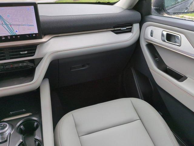 Photo of 2025 Carbonized Gray Metallic Ford Explorer