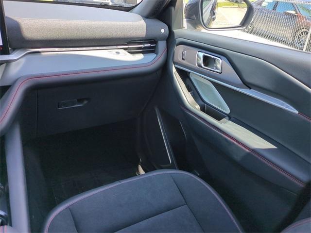 Photo of 2025 Agate Black Metallic Ford Explorer