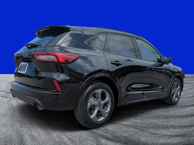 Photo of 2024 Agate Black Metallic Ford Escape