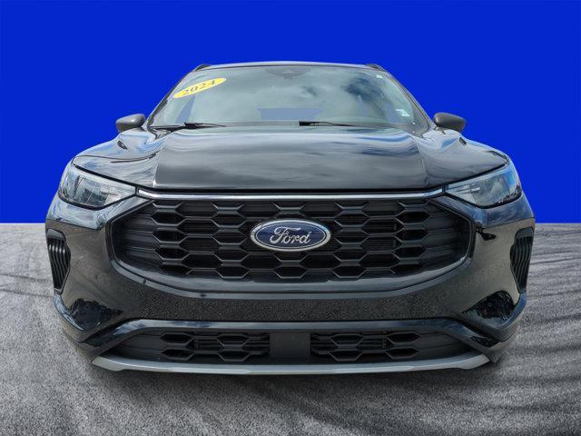 Photo of 2024 Agate Black Metallic Ford Escape