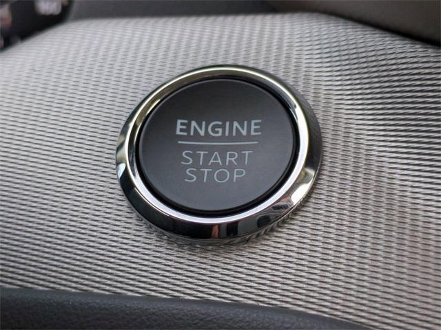 Photo of 2025 Star White Ford Explorer