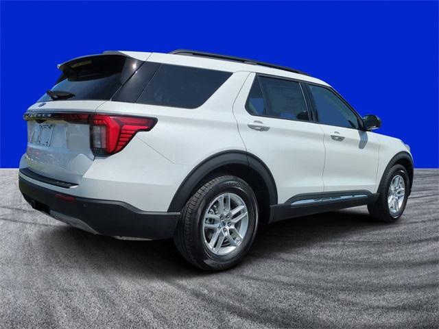 Photo of 2025 Star White Ford Explorer
