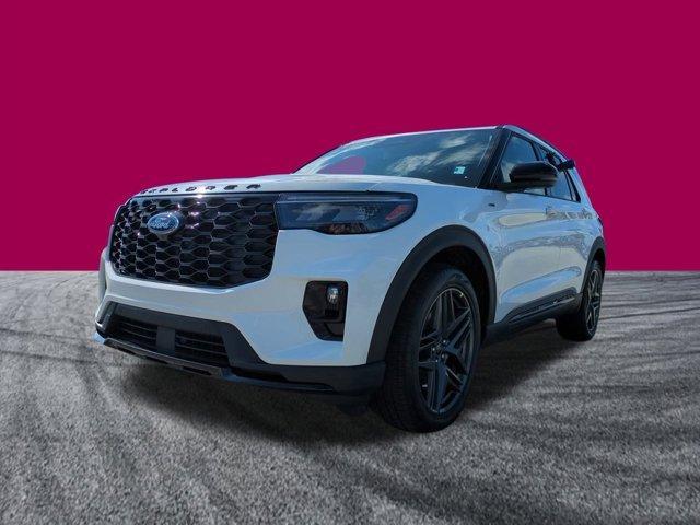 Photo of 2025 White Ford Explorer