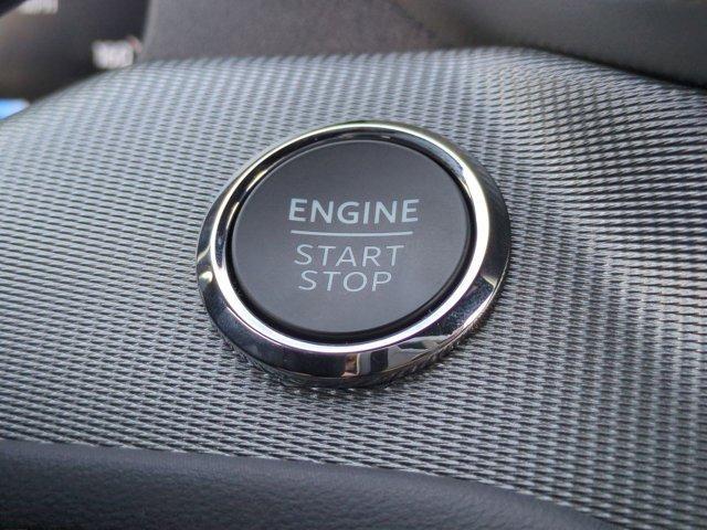 Photo of 2025 White Ford Explorer