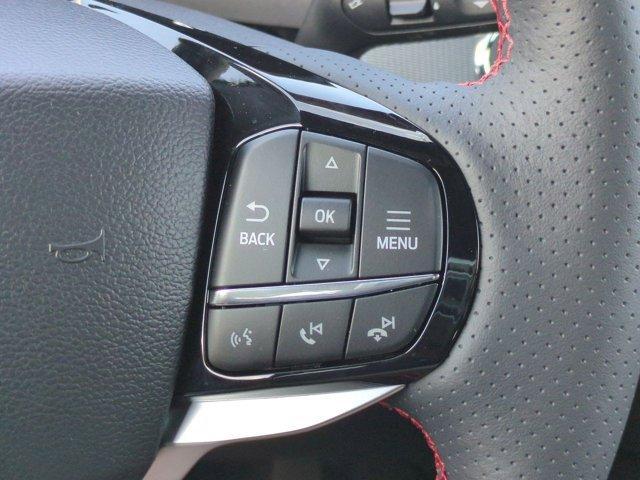 Photo of 2025 White Ford Explorer