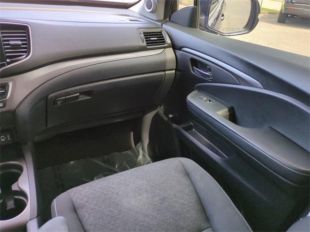 Photo of 2021 Crystal Black Pearl Honda Ridgeline