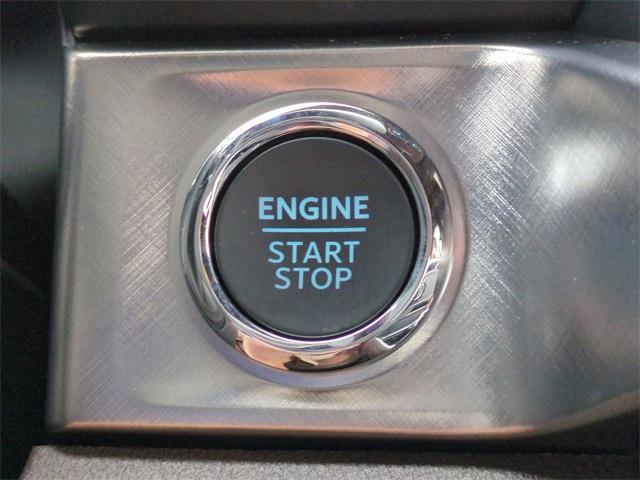 Photo of 2025 Antimatter Blue Metallic Ford F-250