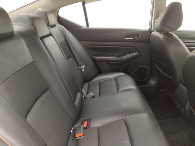 Photo of 2019 White Nissan Altima