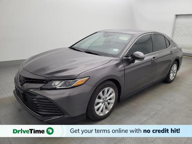 Photo of 2019 Predawn Gray Mica Toyota Camry