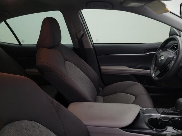 Photo of 2019 Predawn Gray Mica Toyota Camry