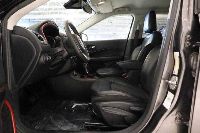 Photo of 2021 Granite Crystal Metallic Clearcoat Jeep Compass