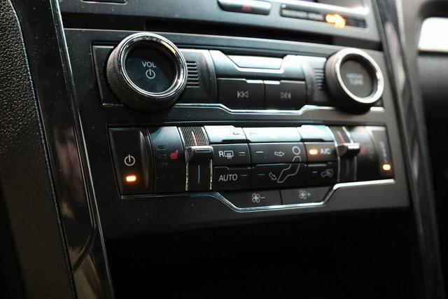 Photo of 2017 Shadow Black Ford Explorer