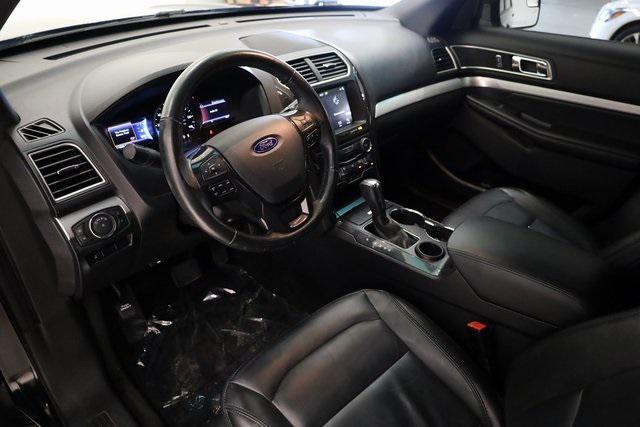 Photo of 2017 Shadow Black Ford Explorer