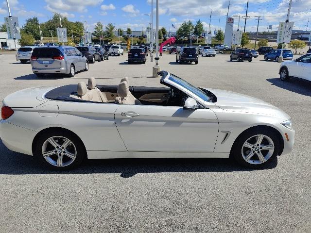 Photo of 2015 White Metallic BMW 428