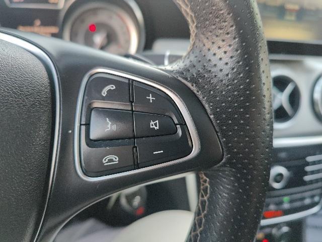 Photo of 2017 Cirrus White Mercedes-Benz GLA 250