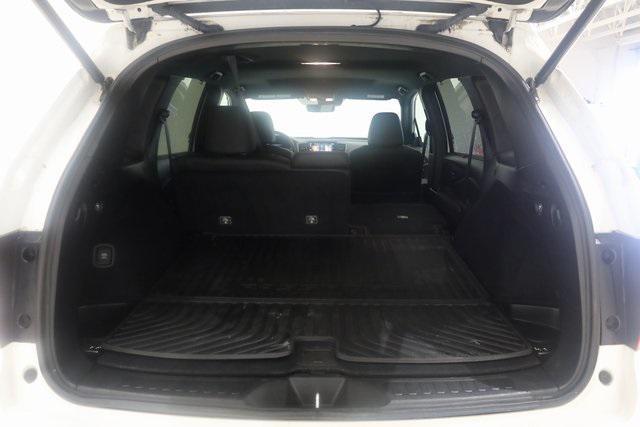 Photo of 2022 Platinum White Pearl Honda Passport