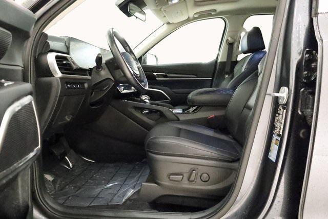 Photo of 2023 Gravity Gray Kia Telluride