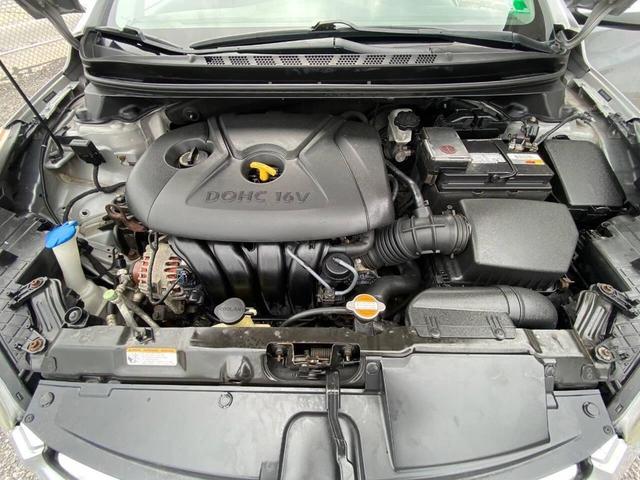 Photo of 2011 Radiant Silver Hyundai ELANTRA