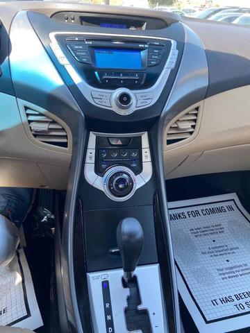 Photo of 2012 Blue Sky Metallic Hyundai ELANTRA