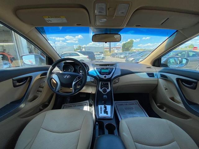 Photo of 2012 Blue Sky Metallic Hyundai ELANTRA