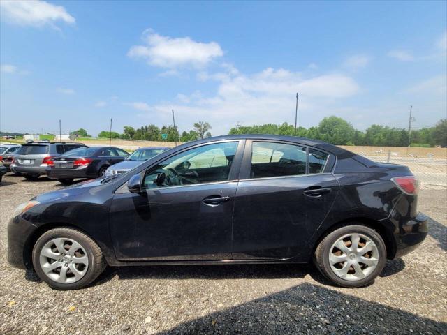 Photo of 2013 Black Mica Mazda Mazda3