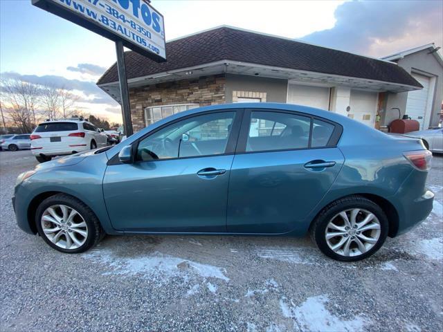 Photo of 2011 Blue Mazda Mazda3