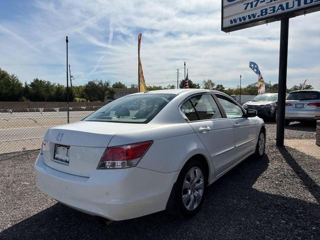 Photo of 2009 Taffeta White Honda Accord