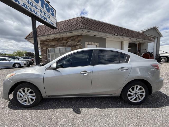 Photo of 2013 Gray Mazda Mazda3