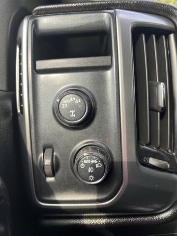 Photo of 2018 Red Chevrolet Silverado 1500