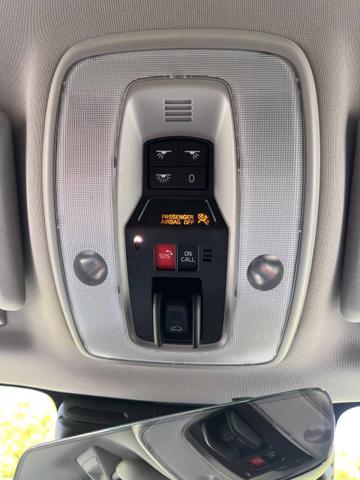 Photo of 2017 Gold Volvo XC60
