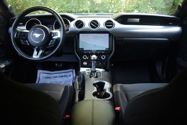 Photo of 2021 Oxford White Ford Mustang