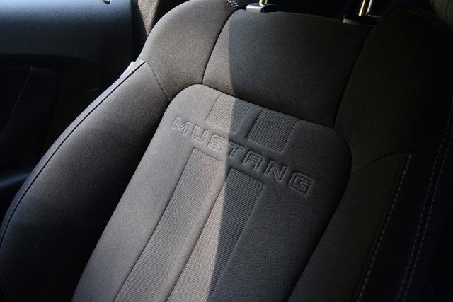 Photo of 2021 Oxford White Ford Mustang