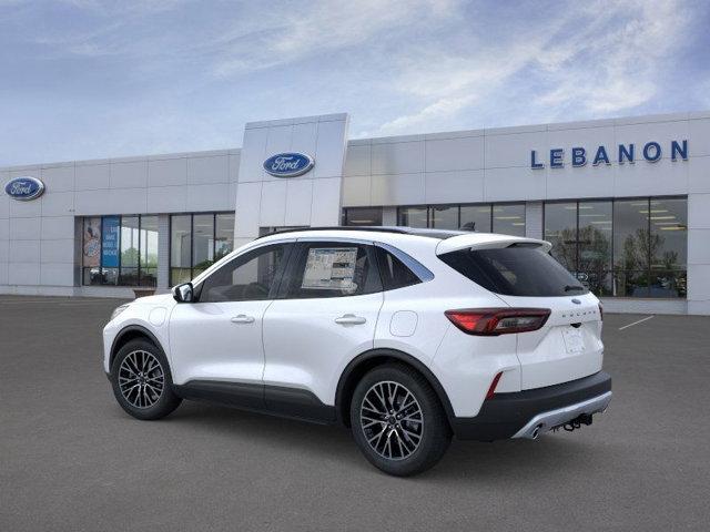 Photo of 2025 Space Silver Metallic Ford Escape