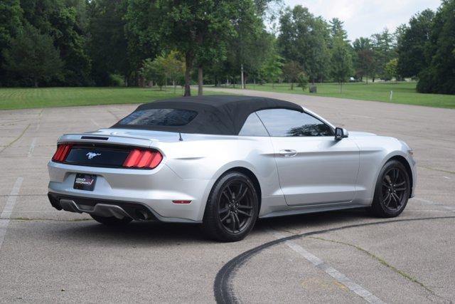 Photo of 2015 Ingot Silver Metallic Ford Mustang