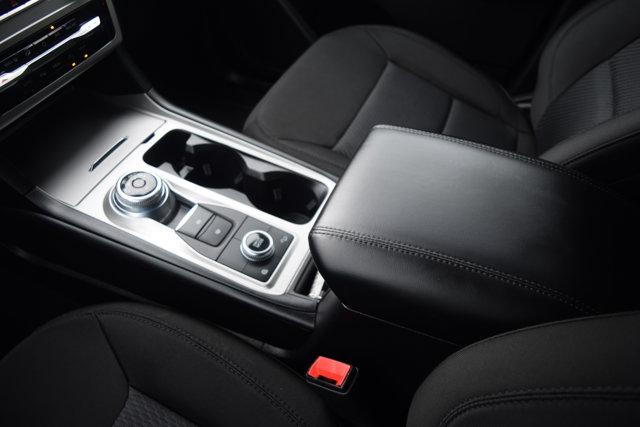 Photo of 2022 Agate Black Metallic Ford Explorer