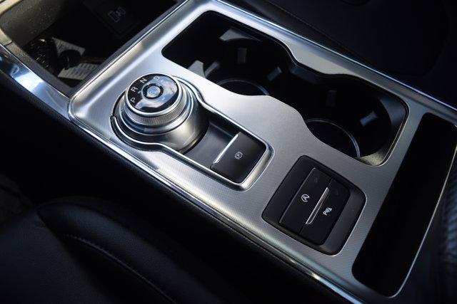 Photo of 2022 Carbonized Gray Metallic Ford Edge