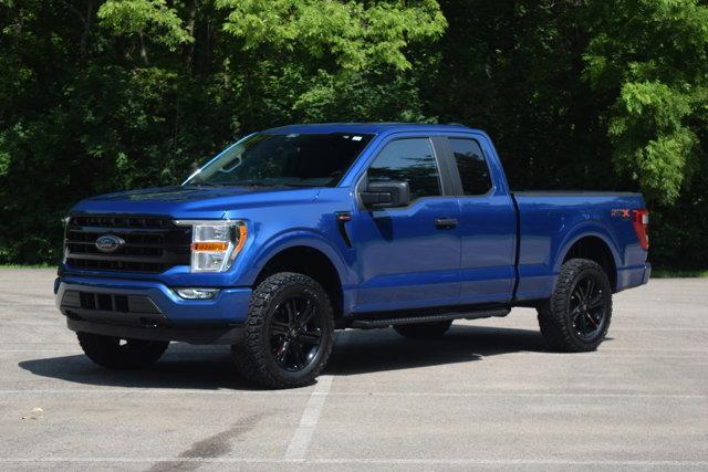 Photo of 2022 Atlas Blue Metallic Ford F-150