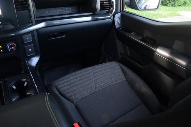 Photo of 2022 Atlas Blue Metallic Ford F-150