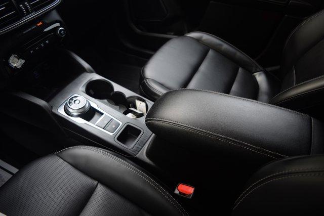 Photo of 2023 Rapid Red Metallic Tinted Clearcoat Ford Escape