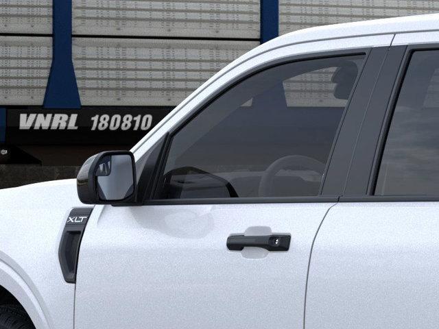 Photo of 2025 Space White Metallic Ford Maverick